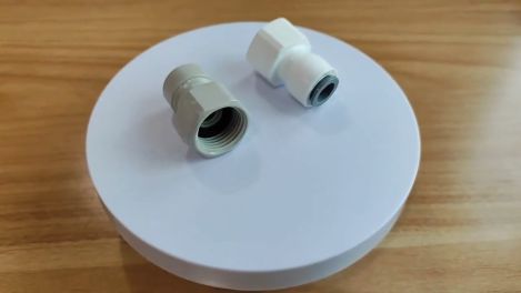 Conector de plástico para tubo de água com preço competitivo chinês